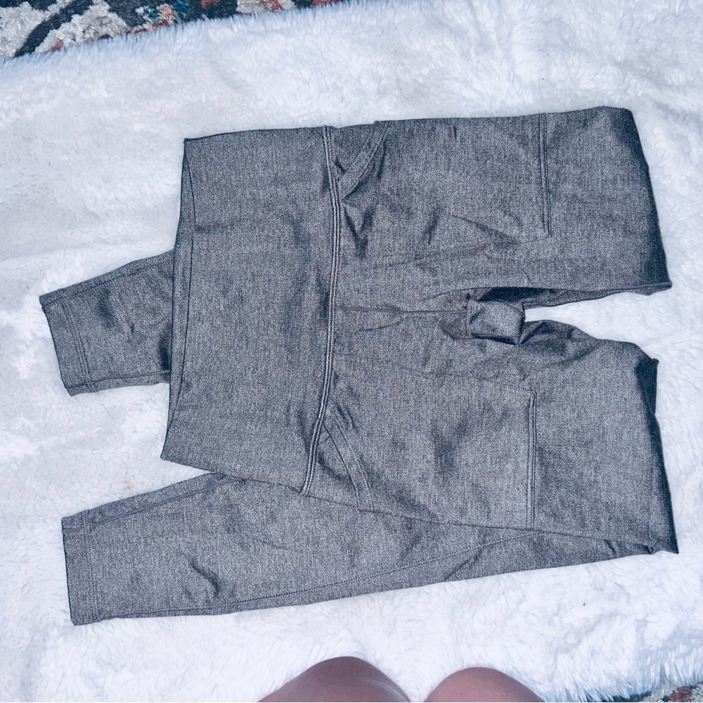 Prana jogger leggings greyish tan brown small EUC